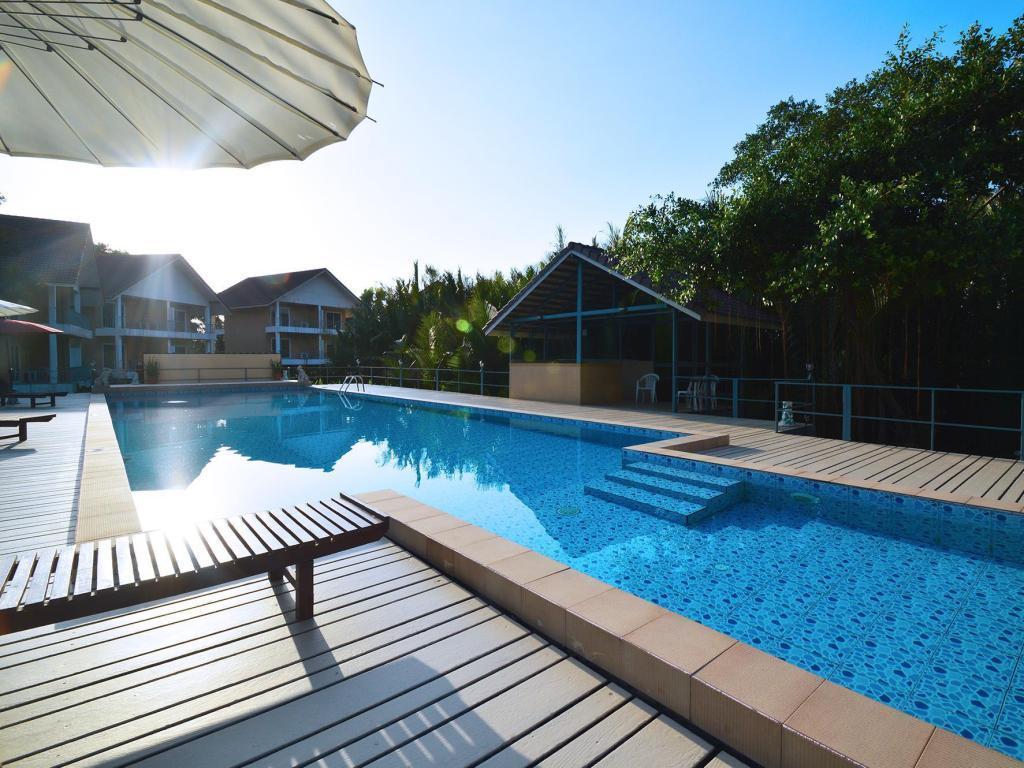 Water Palm Resort Talat Yai Extérieur photo