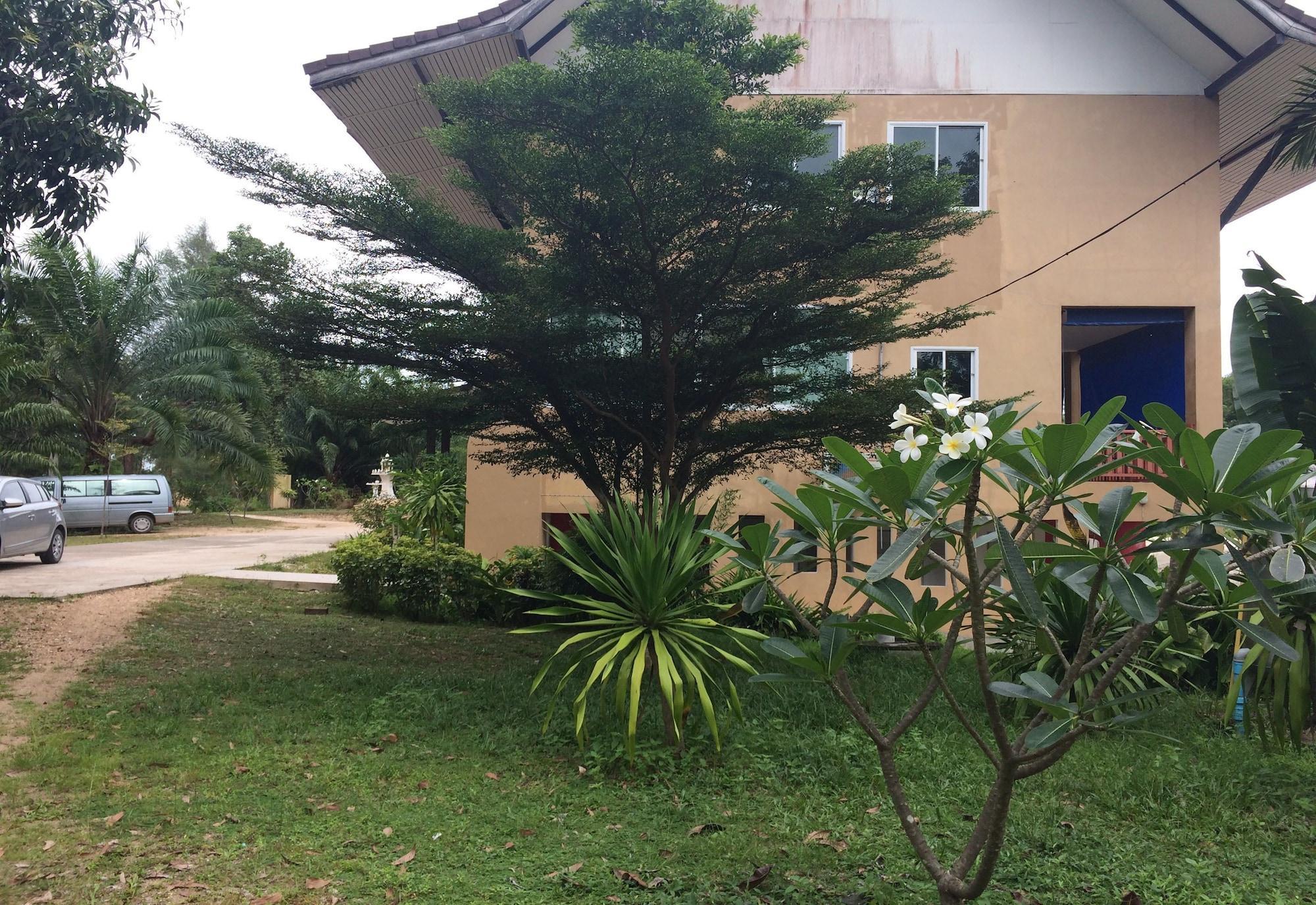 Water Palm Resort Talat Yai Extérieur photo